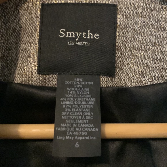 Lovely Smythe blazer with Ruching Detail and dash of sparkle! - Picture 2 of 8